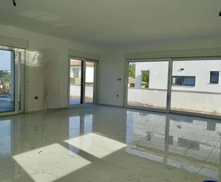 Malinska, Miholjice, семейная вилла площадью 153,53 м² с бассейном и видом на море