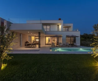 Rovigno, villa esclusiva con piscina e vista panoramica sul mare