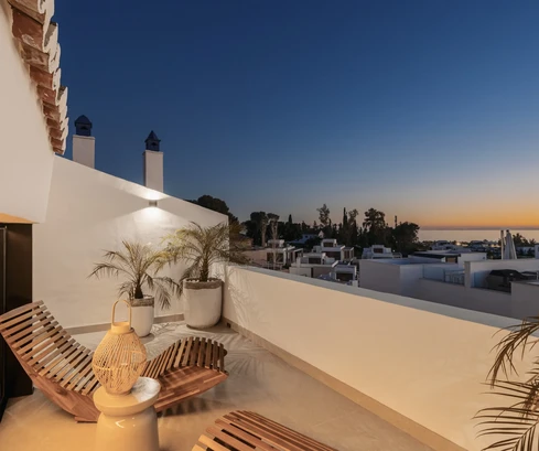 Dom szeregowy w ekskluzywnej lokalizacji Puente Romano, Marbella