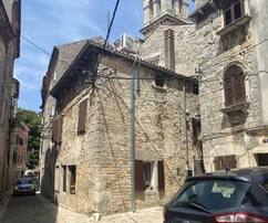 Istarska kamena kuća u centru Vodnjana