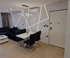 Seget D., 2-izbový byt 69 m2 + záhrada 99 m2, novostavba, zariadený, parkovanie