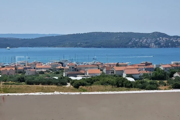 Seget D., penthouse 2 hálószobával, 81 m2, új épület, tengerre néző kilátás