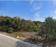 Marina, Vinišće, building plot 677 m2, 1.8 km from the sea and beach