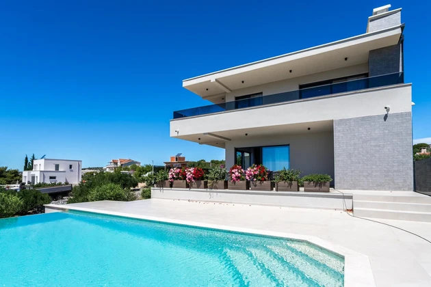 Primošten, villa de luxe neuve avec vue panoramique