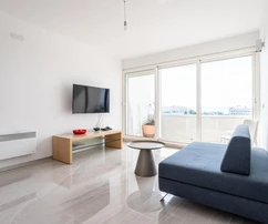 Appartamento ristrutturato con tre camere da letto in vendita a Spalato 3 con 93 m² di superficie abitabile in Croazia