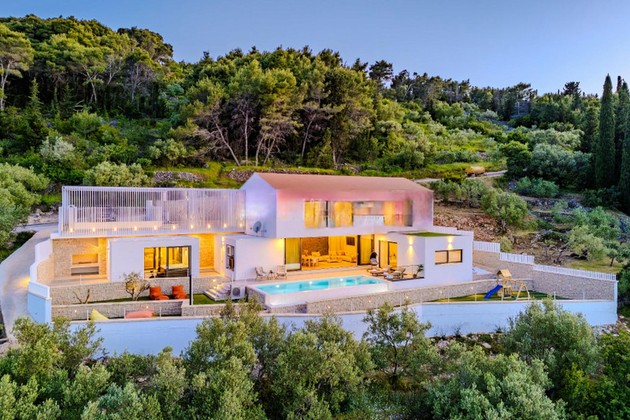 Luxusvilla mit atemberaubendem Panoramablick
