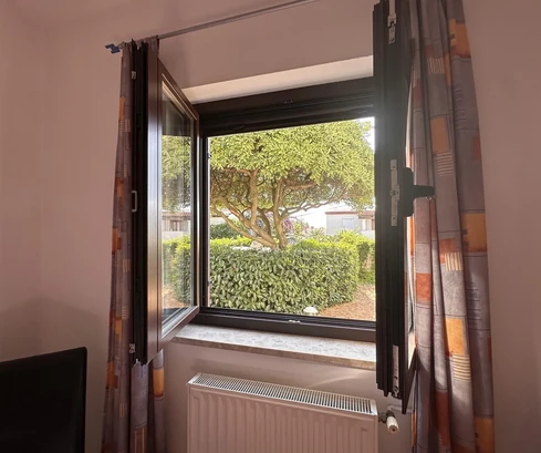 Haus zum Verkauf mit Meerblick in Premantura in Kroatien