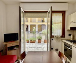 Zweizimmerwohnung mit Garten in der Nähe des neuen Radwegs