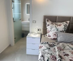 Istria, Kaštelir: Proyecto exclusivo de villa gemela con vista al mar
