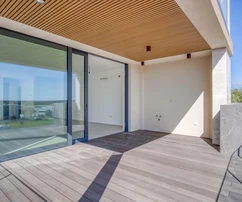 Wohnung in Novigrad mit überdachtem Parkplatz zu verkaufen in Kroatien