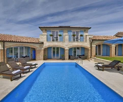 Istria, Medulin – Two elegant villas with pools