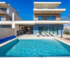 Istria, Banjole: Moderná vila blízko mora