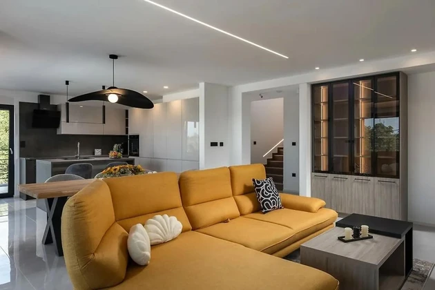 Kostrena, modern house with pool, ideal for a family or tourist rental