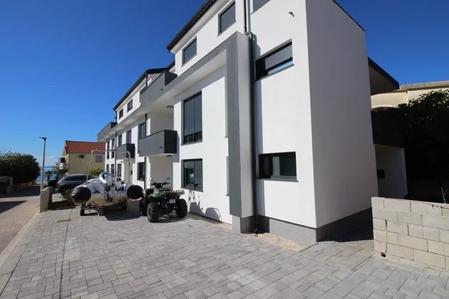Квартира на южной стороне, 25 метров до пляжа, 96 м²