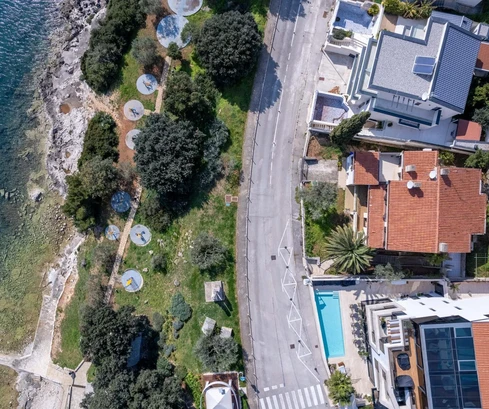 Villa junto al mar en venta en Medulin, Croacia