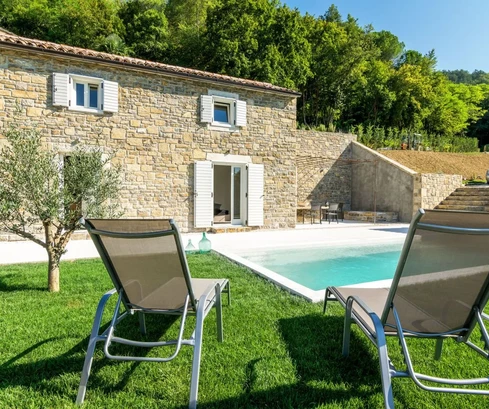 Designer-Steinhaus mit Pool und schöner Aussicht, Istrien, Oprtalj