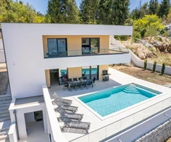 Moderne Villa mit Pool in Ploče Rogotin zu verkaufen in Kroatien