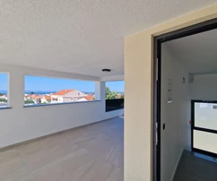 Vir - Apartamento de tres dormitorios con terraza en la azotea, vistas al mar y alrededores