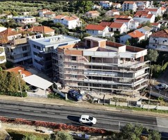 Penthouse na prodej 70 m od moře s vlastní střešní terasou v Chorvatsku