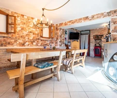 Maison avec appartements et piscine à vendre à Vodice en Croatie