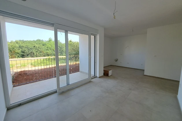Poreč, Istria: Modern ground floor apartment for sale