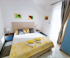 Ciovo Lussuosa Villa con Piscina e Accesso al Mare