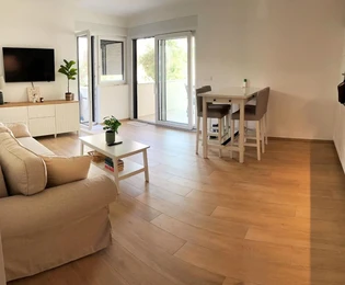 Pag, Povljana, moderný dvojizbový apartmán blízko mora