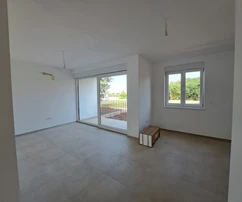 Poreč, Istria: Moderný prízemný byt na predaj