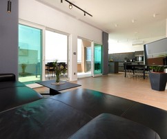 Villa di lusso a Ciovo con vista mare e piscina privata