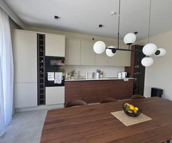 Byt na prodej s bazénem a zahradou Tar-Vabriga v Chorvatsku