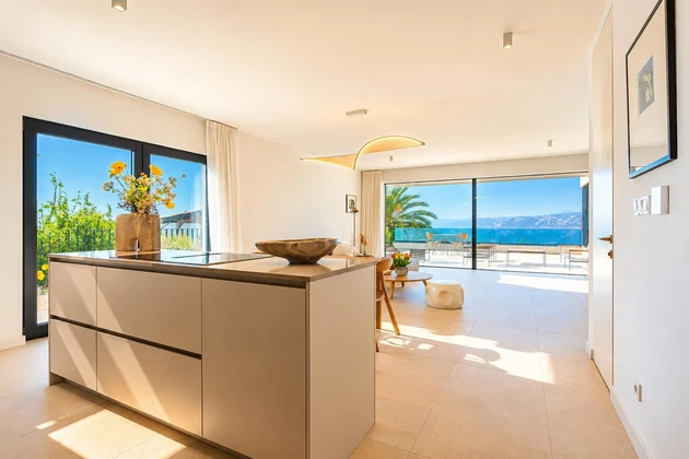 Luxus apartman a tengerparton, Trogir környékén