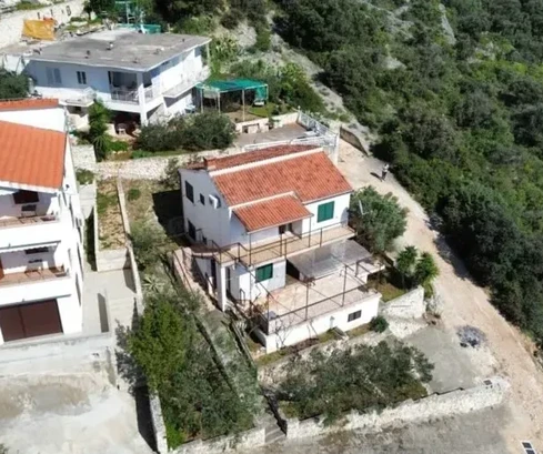 Marina, Sevid, casa independiente con jardín, a 70 m del mar y de la playa