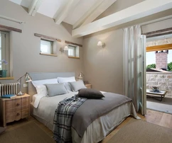 Luxury villa with a pool for sale in Kanfanar in Croatia