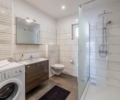 Kastel Stari, attraktives Haus mit Swimmingpool in ruhiger Lage