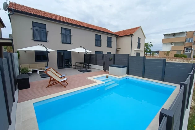 Ház medencével, Nin, 3 szoba, 84,27 m²