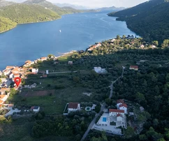 Tengerparti ház eladó Broce településen, Pelješac-félszigeten Horvátországban