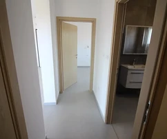 Neubau-Apartment mit Meerblick & großer Terrasse auf Vir