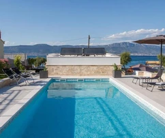 Moderna casa vacanze sul mare a Čiovo