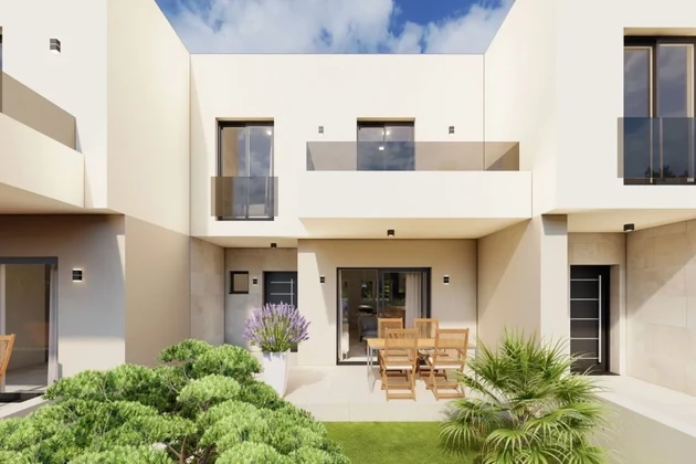 NEW LUXURIOUS HOUSE IN A ROW, IN A QUIET LOCATION!