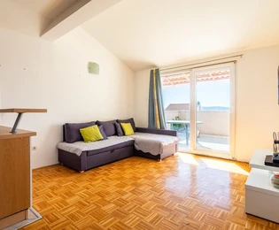 Freistehendes Einfamilienhaus in Kaštel Sućurac zu verkaufen in Kroatien