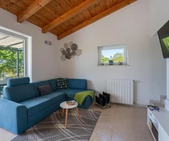 Istria, Zabrežani, beautiful house with a pool