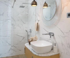 Luksuzna vila na prodaju 80 m od mora Gradac