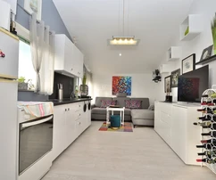 Vodice - Zariadený jednoizbový byt 450 m od pláže, výhľad na more