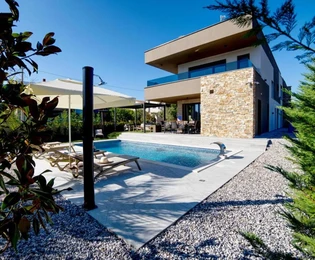 Nová vila na prodej v Marčani s bazénem a saunou v Chorvatsku