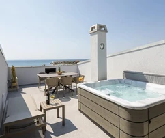 Pag, Povljana, 1. rząd do morza, umeblowany penthouse, 95 m²