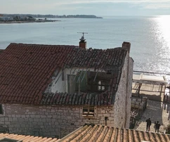 Istria, Umago, Autentica casa in pietra sul mare, una rarità sul mercato