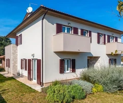 Gyönyörű villa medencével csendes helyen, Isztria, Bale