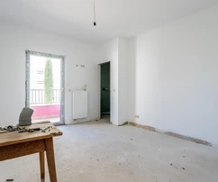 Apartamentowy dom położony w pierwszej linii brzegowej w Pirovac na sprzedaż w Chorwacji