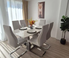 Istrien, Novigrad – modern renovierte wohnung im erdgeschoss mit garten, 400 m vom meer