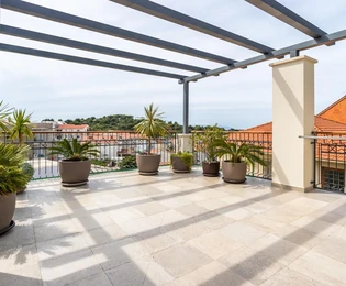 Appartamento in vendita al secondo piano di Hvar vicino al centro in Croazia